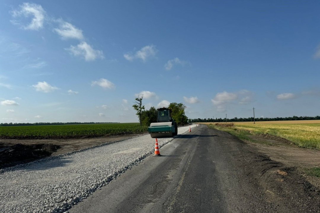 В этом году по нацпроекту капитально отремонтируют региональную дорогу в Кагальницком районе
